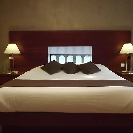 ホテル Chateau De La Sebrandiere 3*