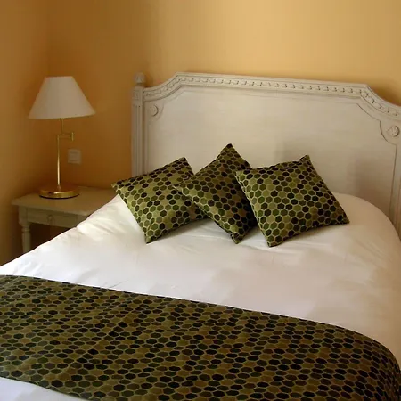 Chateau De La Sebrandiere ホテル 3*