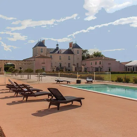Chateau De La Sebrandiere ホテル